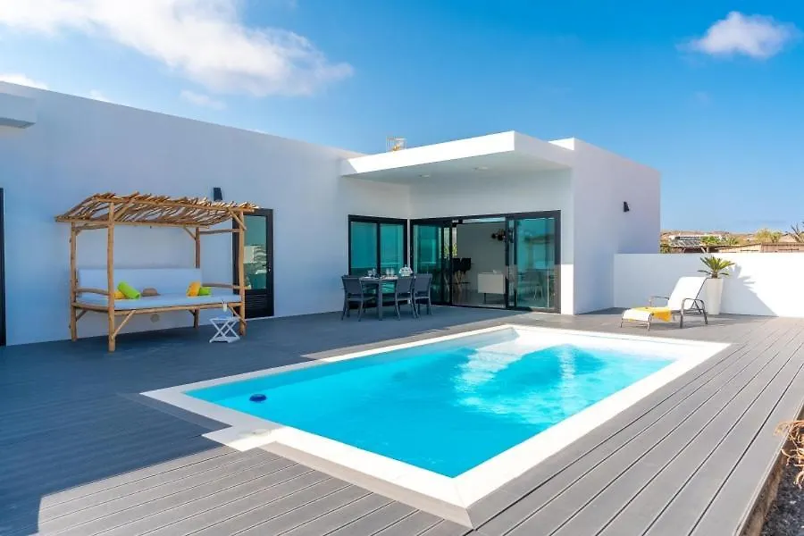 Villa Santiago Lajares